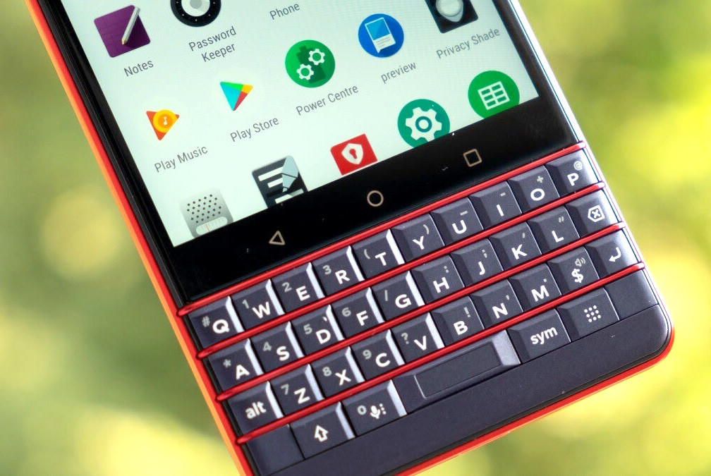 blackberry hoi sinh.jpg