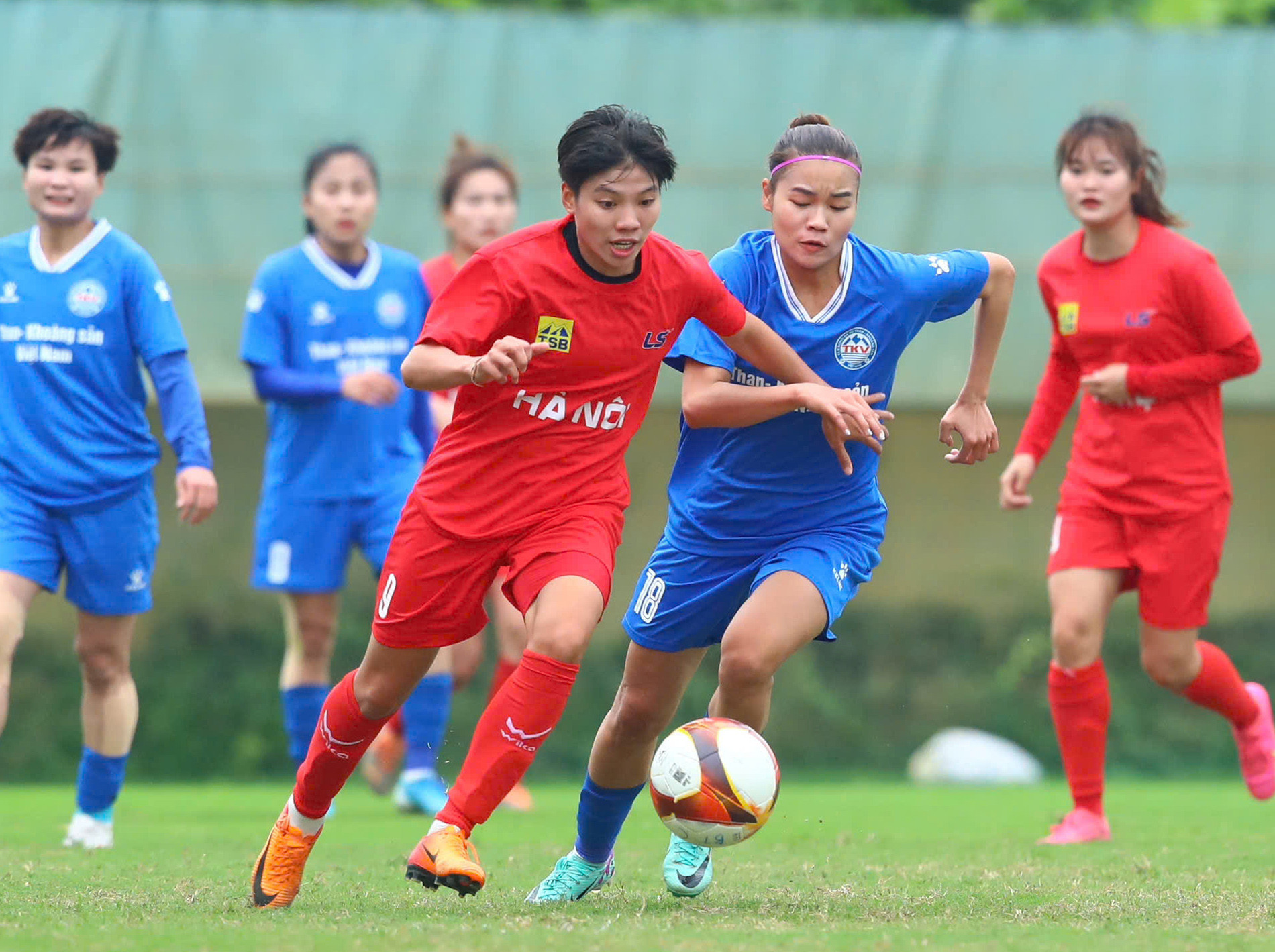 cup quoc gia nu 1.jpg