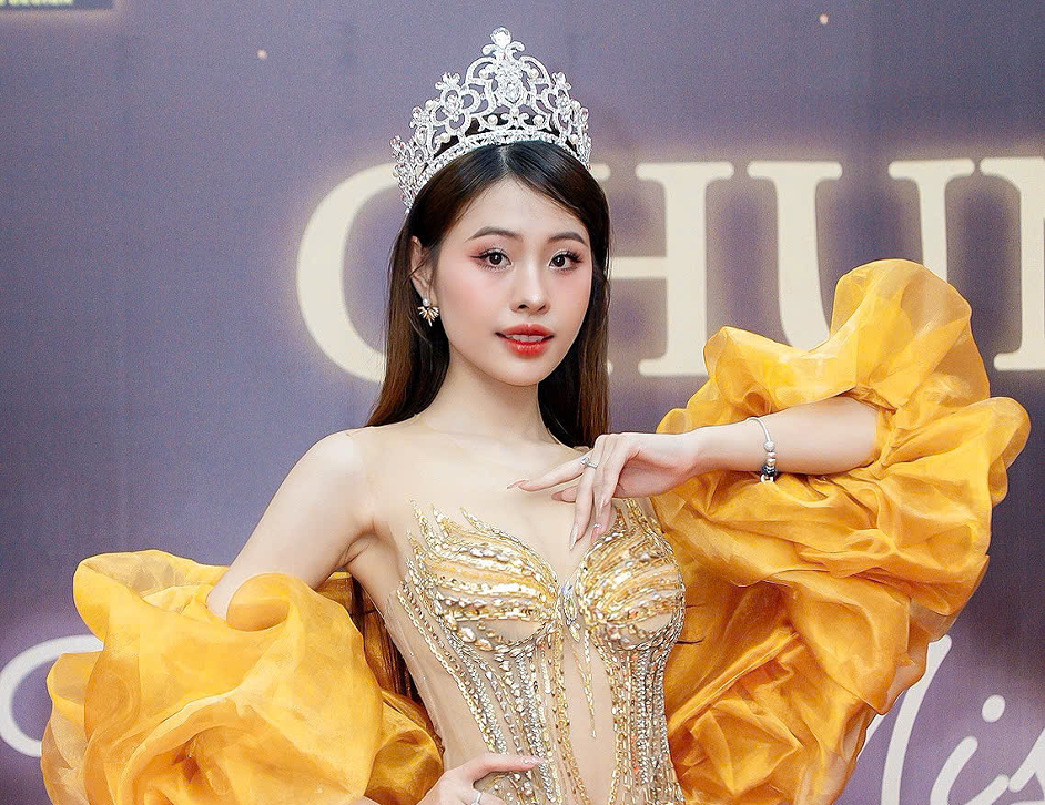 Vẻ ngọt ngào của người đẹp 21 tuổi thi Hoa khôi Sinh viên Việt Nam 2025