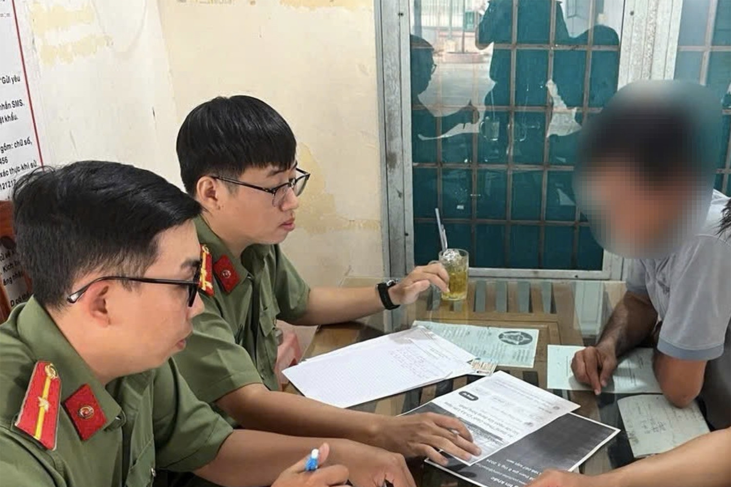 Công an mời làm việc Youtuber đăng video 'An Giang thảm cảnh cháy lớn'