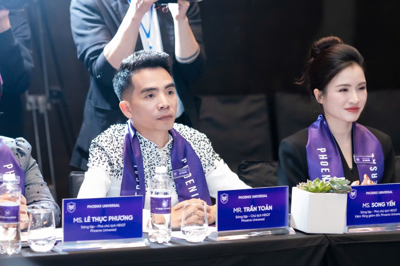 Phoenix Universal tổ chức gặp mặt cổ đông thường niên