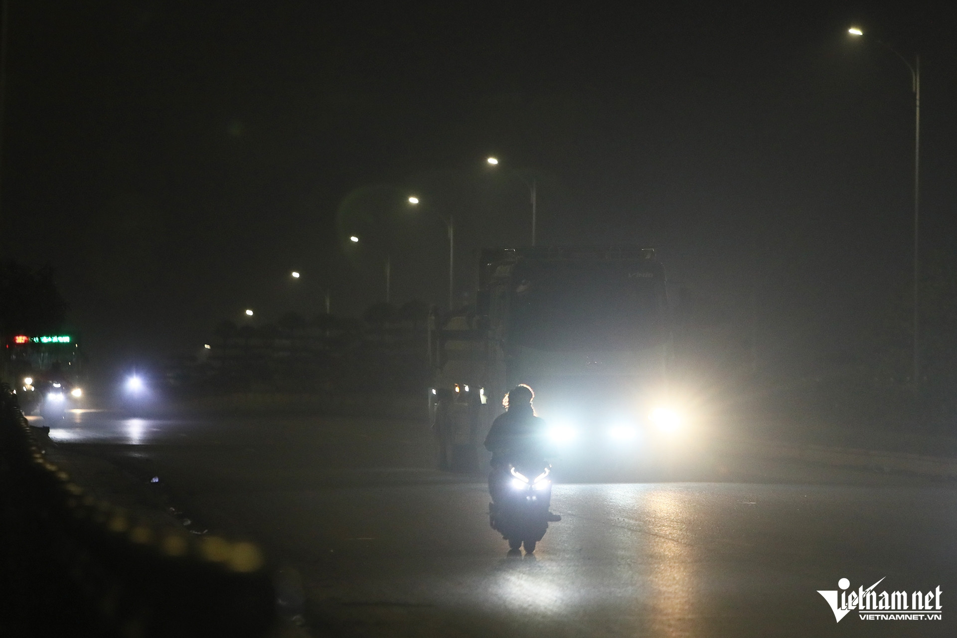 W-do den sieu sang 1 copy.jpg