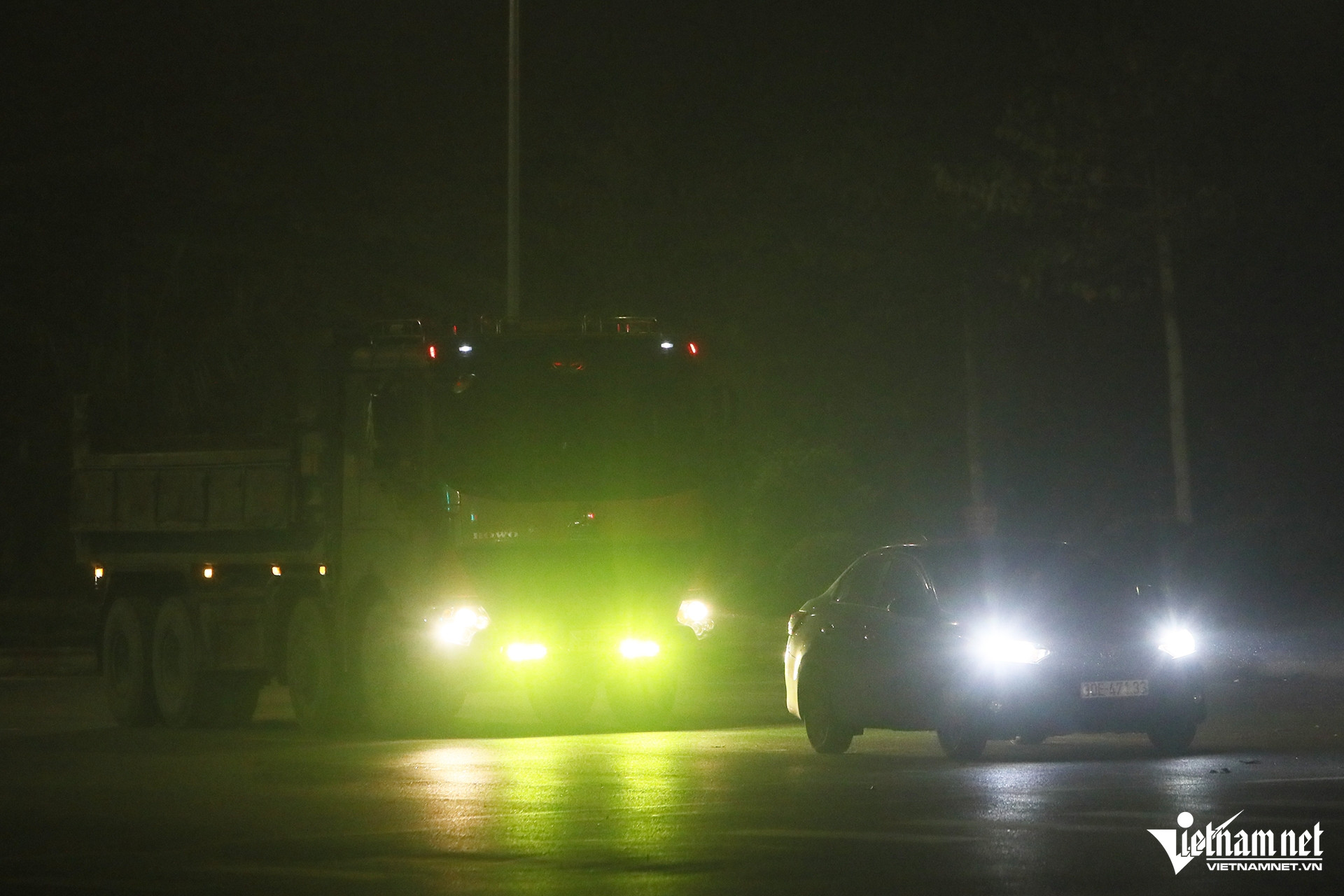 W-do den sieu sang 4 copy.jpg