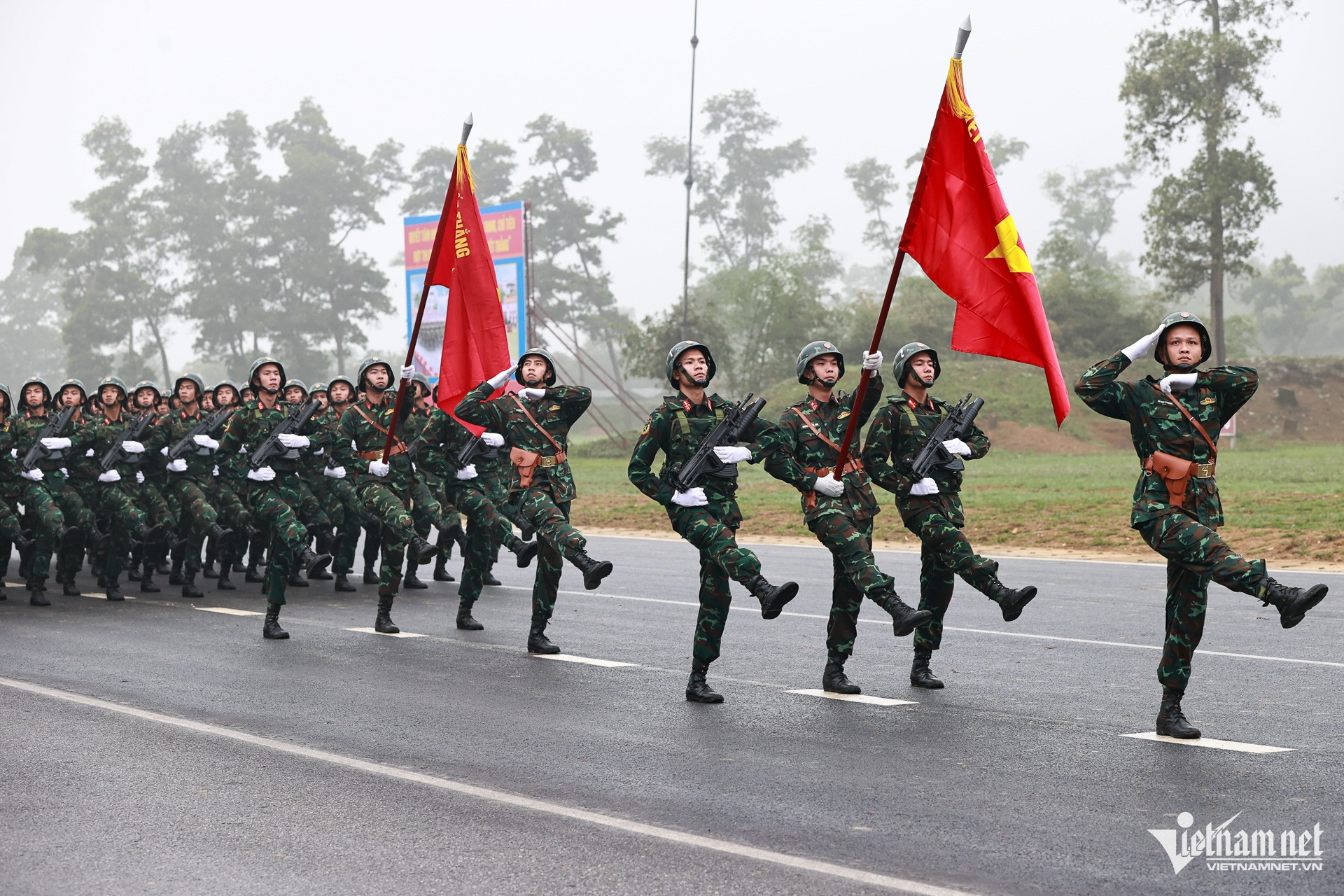 W-Hợp luyện 50 năm GPMN_2730.jpg