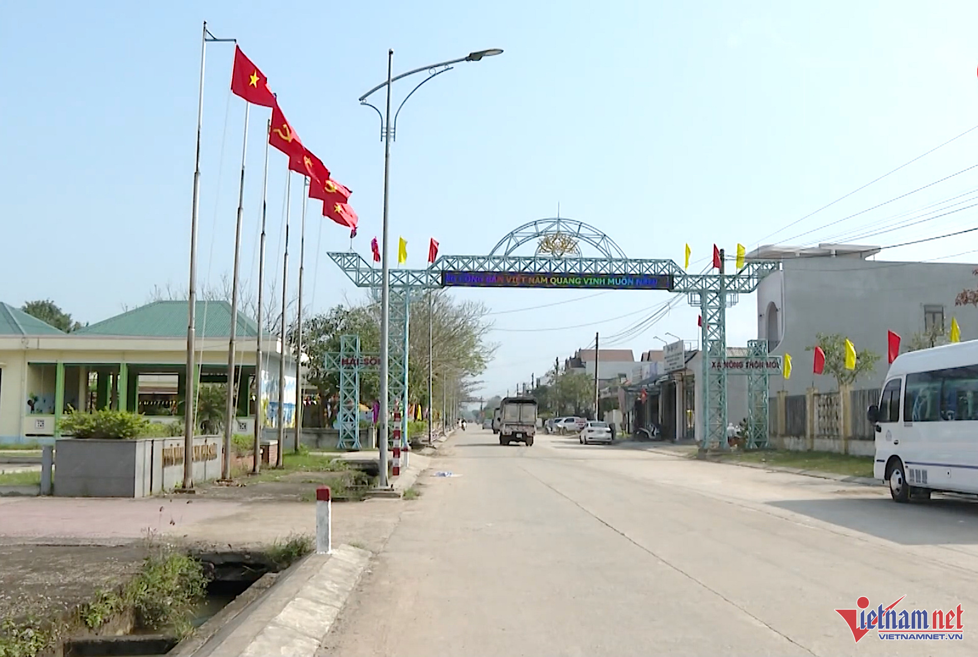 W-minhhoa.png