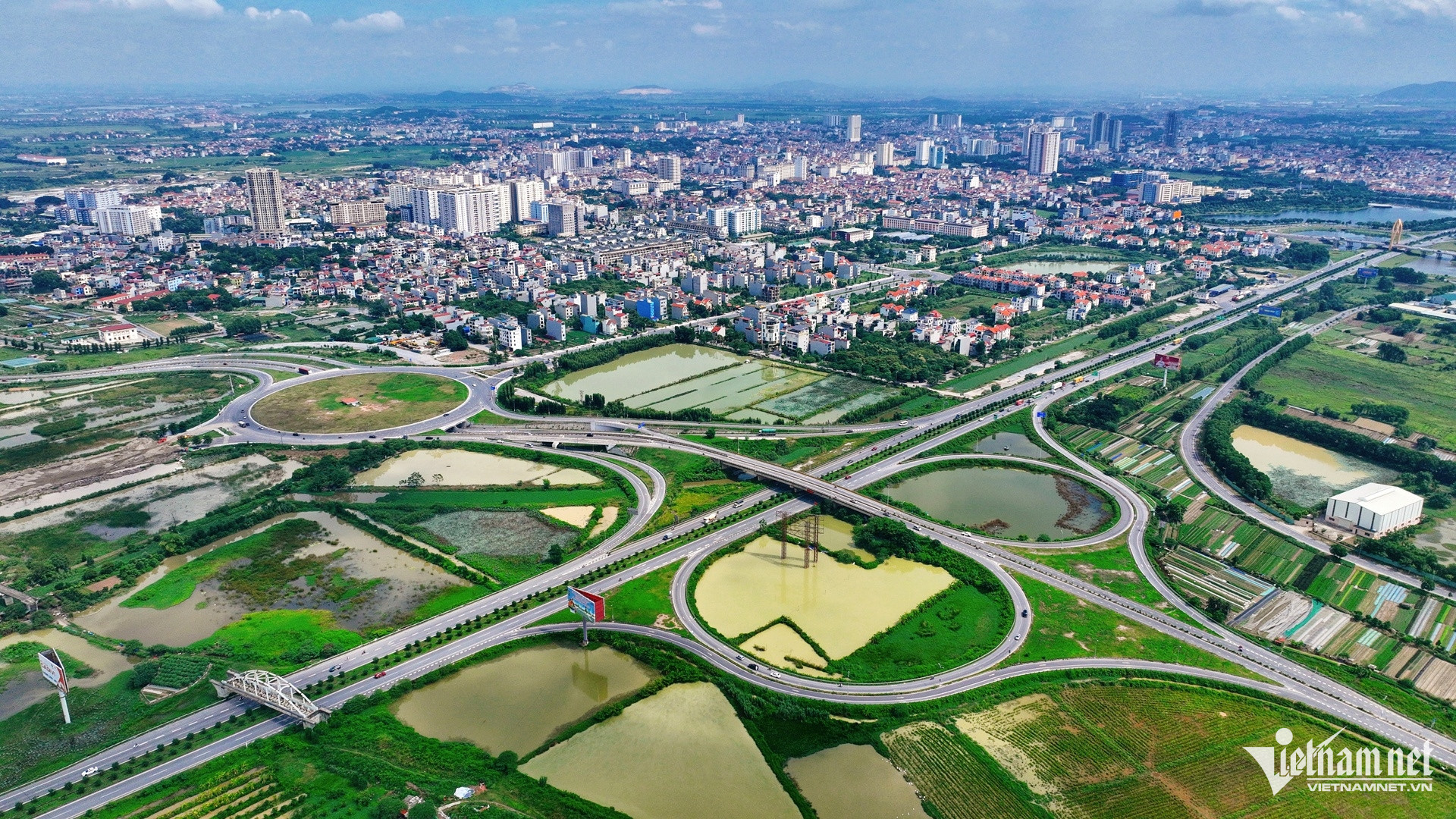 W-dau gia dat bac Ninh.jpg