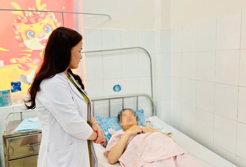 Không có tiền khám định kỳ, sản phụ ở TPHCM 'đẻ rơi' con thứ 4 tại nhà