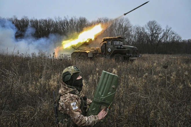 'Xung đột Ukraine là cuộc chiến ủy nhiệm giữa Nga và Mỹ'