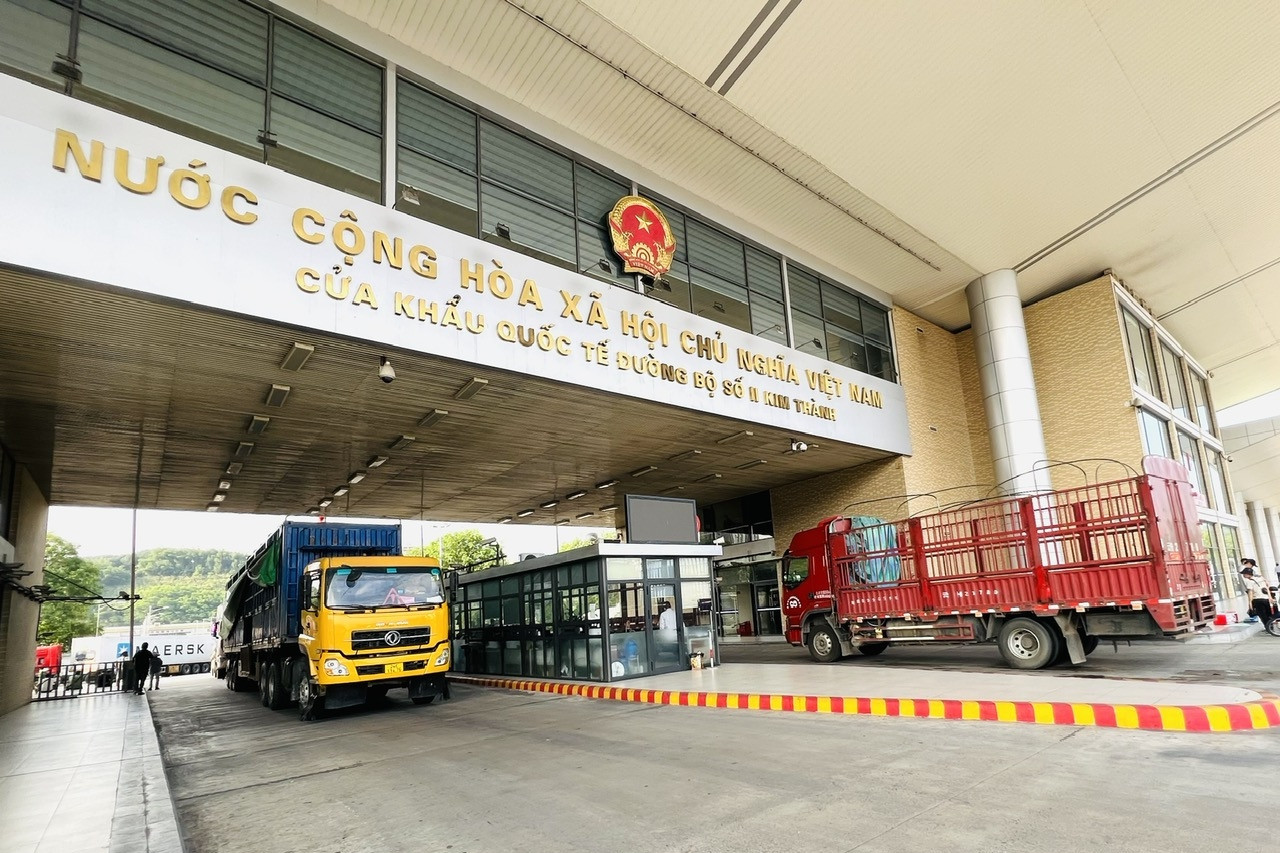 Bỏ tổng cục, 20 chi cục trưởng hải quan khu vực là những ai?