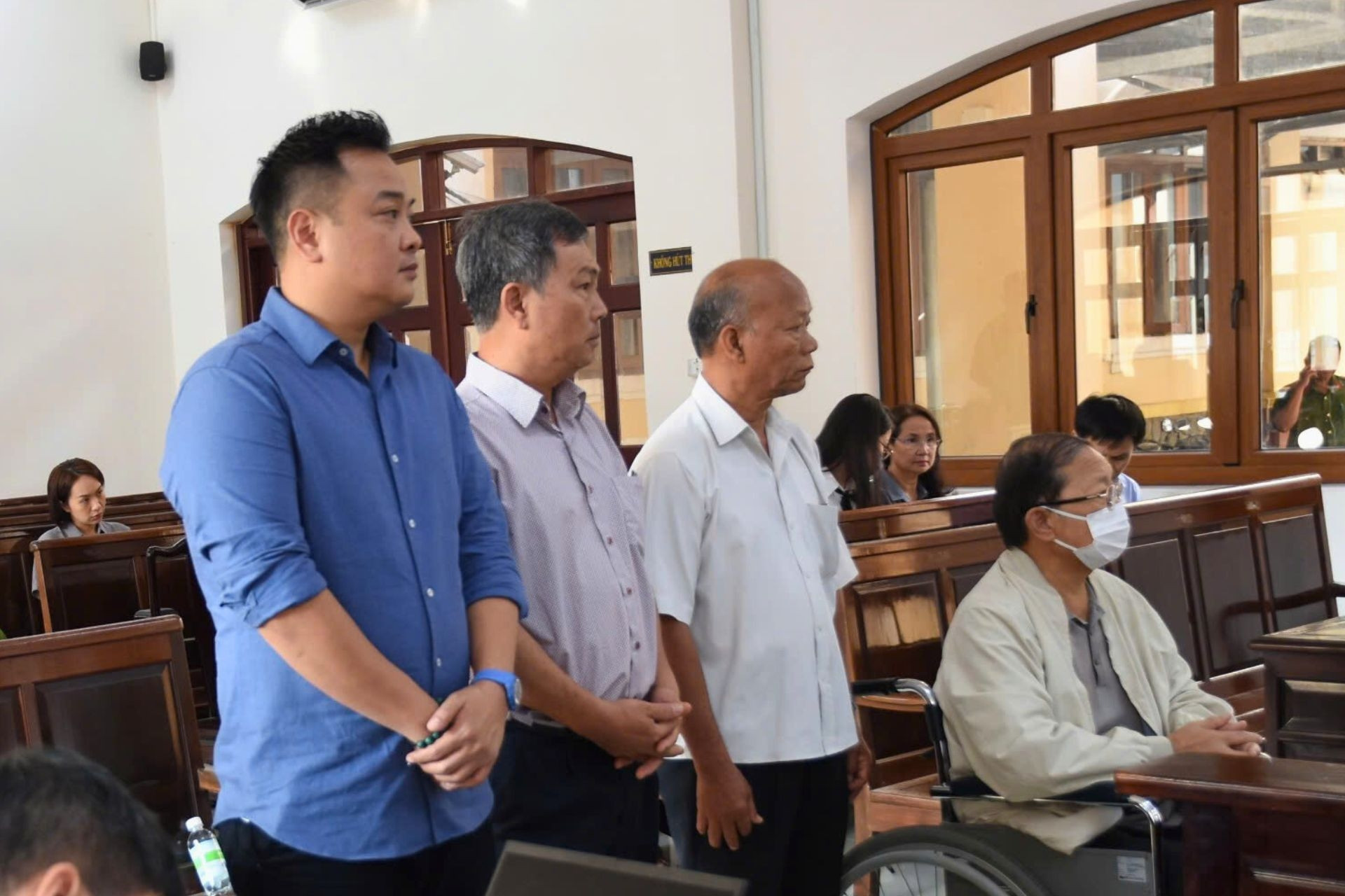 Cựu Chủ tịch Tổng công ty Tín Nghĩa nhận 19 năm tù