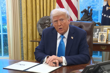 Ông Trump khẳng định chính sách thuế quan khiến nước Mỹ mạnh mẽ về dài hạn