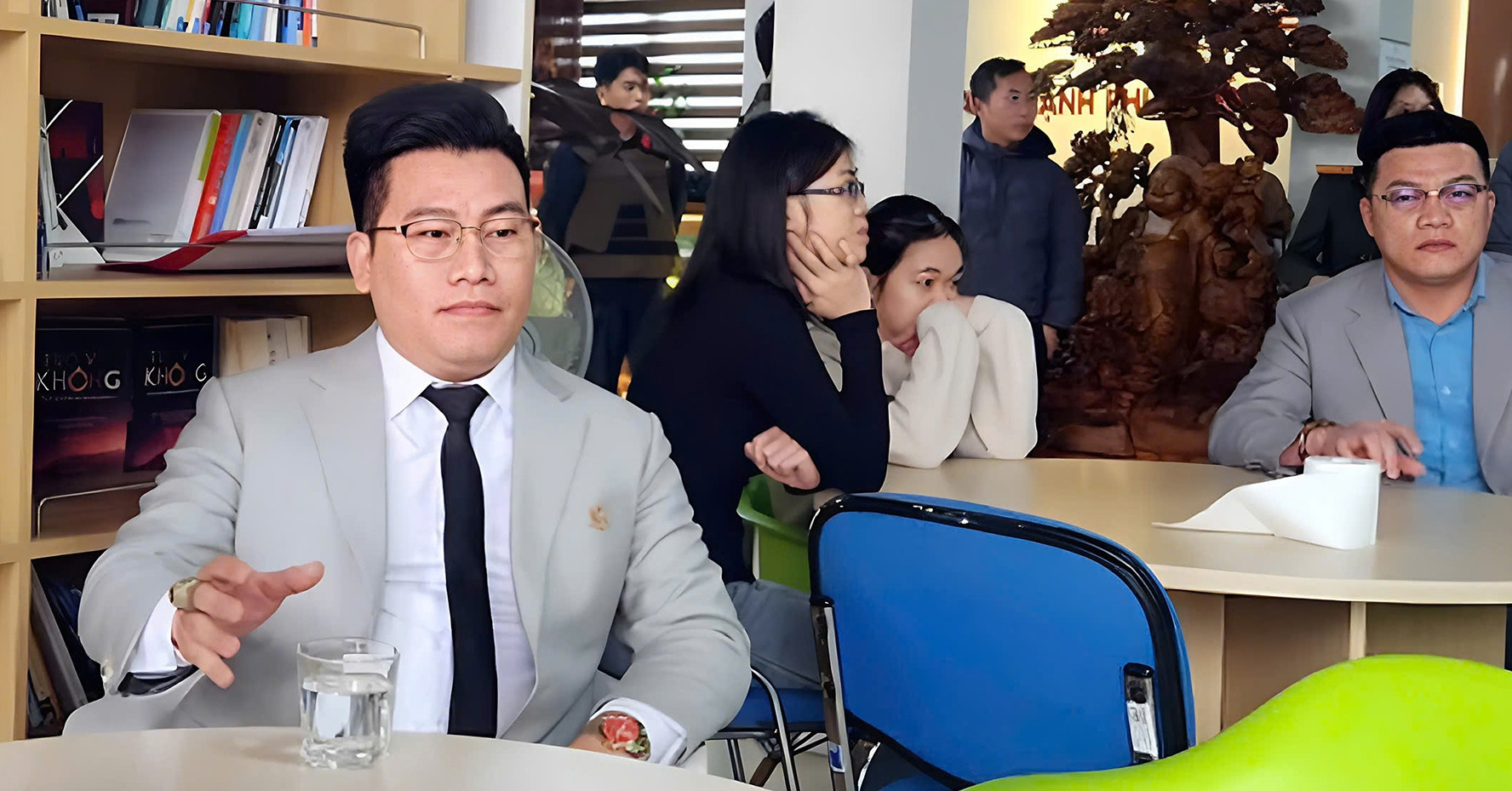 TGĐ Triệu Nụ Cười Hồ Quốc Thân bị khởi tố: Hay giảng đạo lý, "trợ duyên" tiền lạ