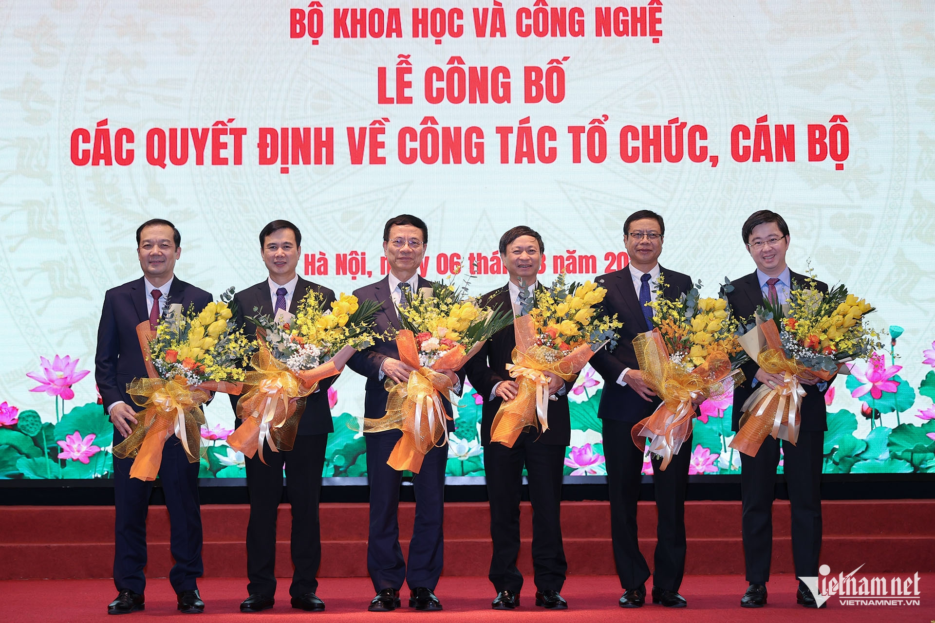 W-bo khcn cong bo cac quyet dinh ve cong tac to chuc can bo 54754 (2).jpg