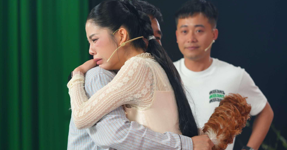 Bác sĩ nghi ngờ quảng cáo "1 viên kẹo bằng 12kg việt quất" của Hằng "Du Mục"