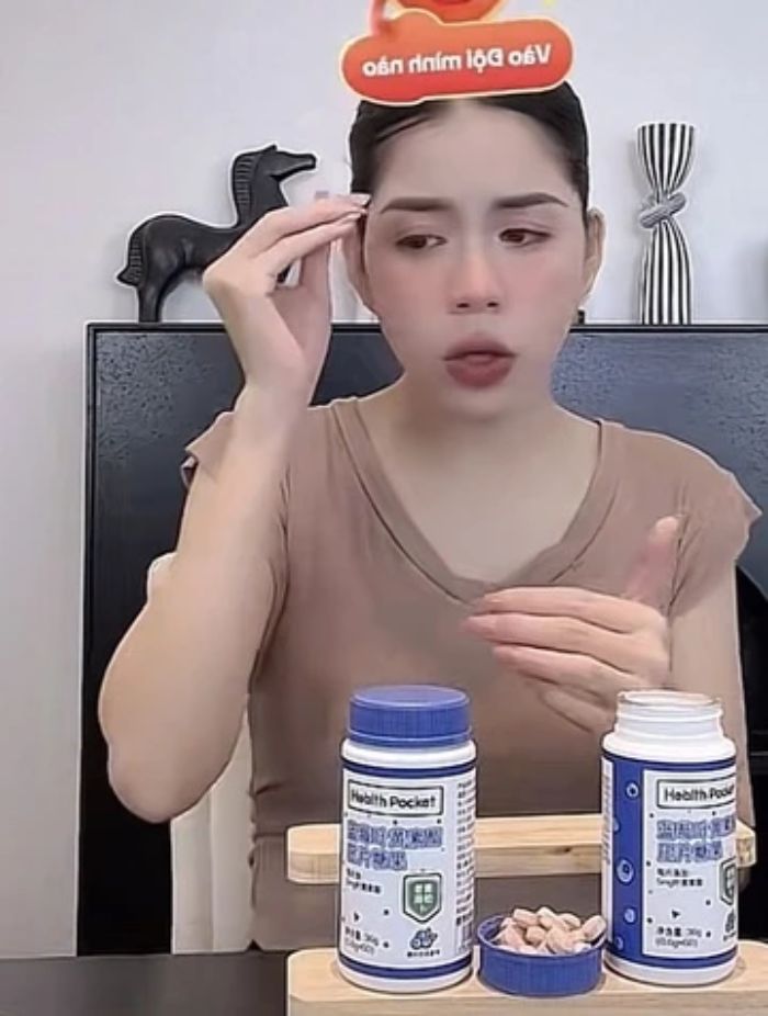 Kẹo lutein ester việt quất của Hằng Du Mục