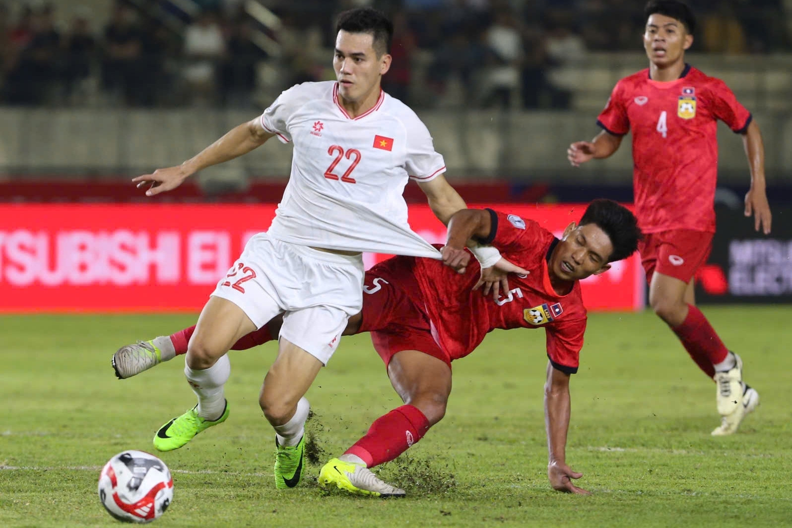 Vé trận tuyển Việt Nam đấu Campuchia, Lào: Cao nhất 400 nghìn đồng