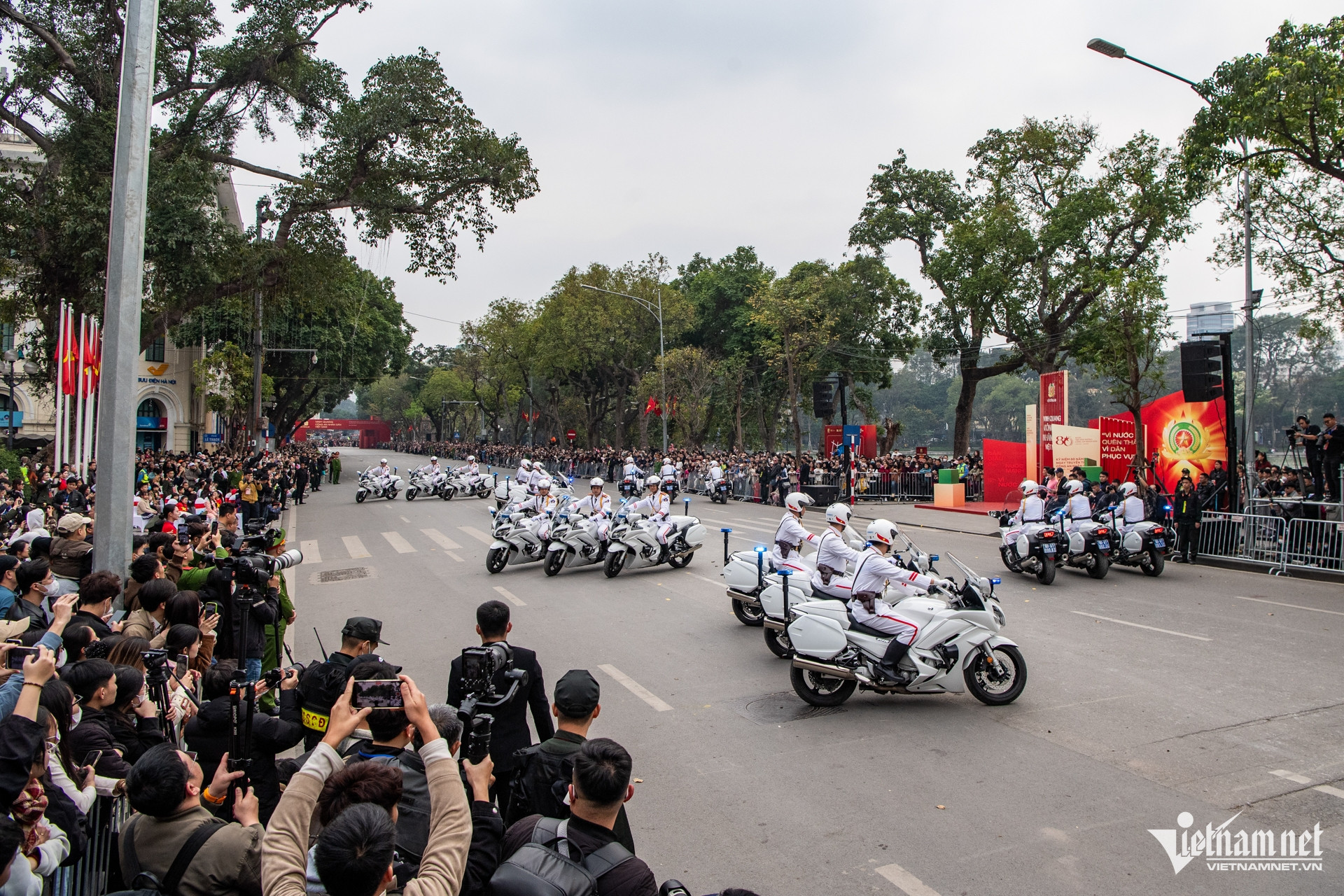 W-cong an   dieu hanh 35.jpg