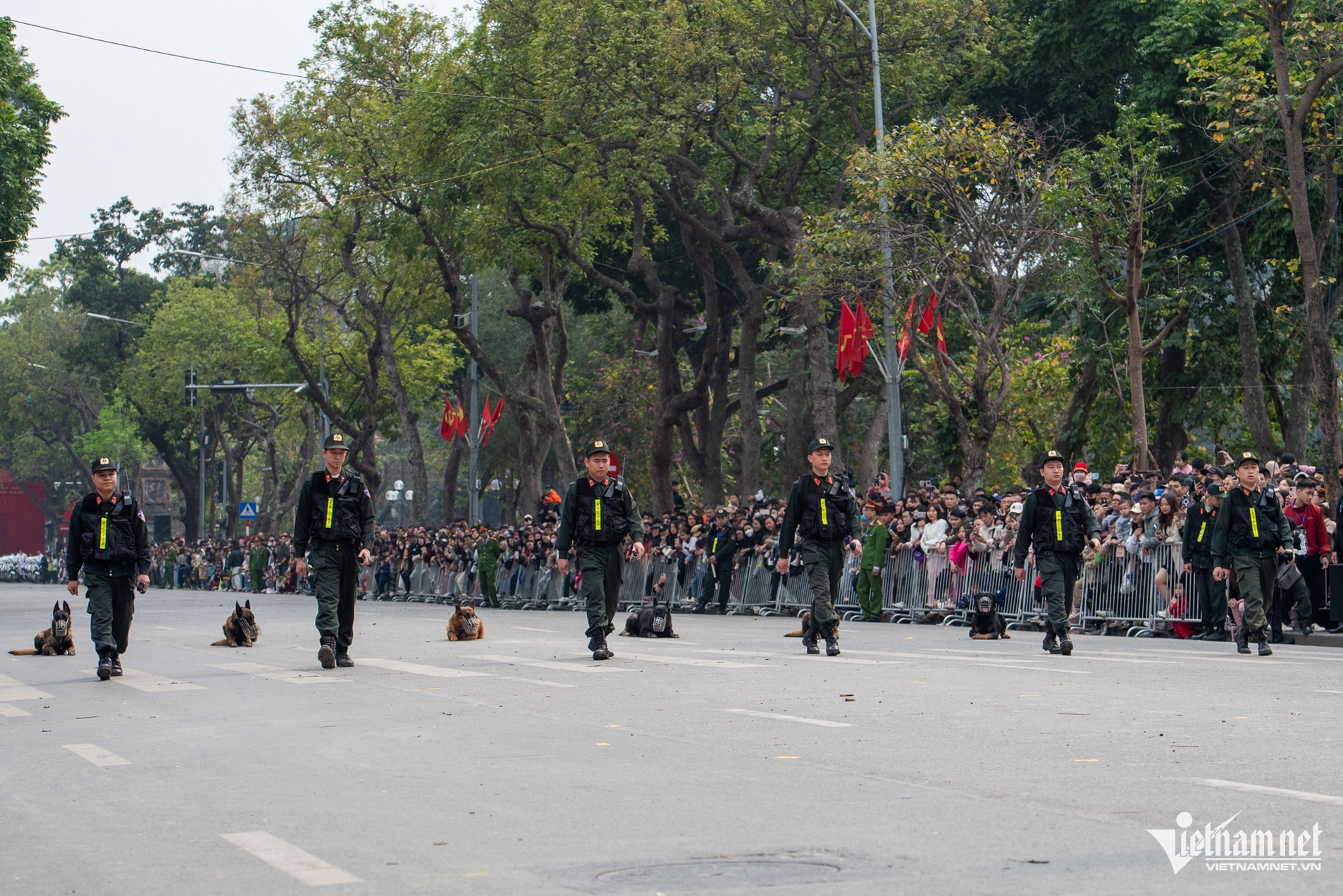 W-cong an   dieu hanh 36.jpg