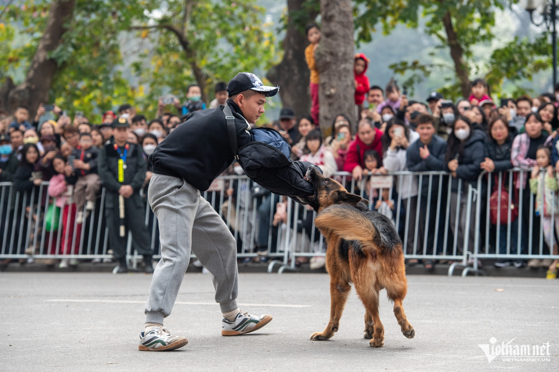 W-cong an   dieu hanh 39.jpg