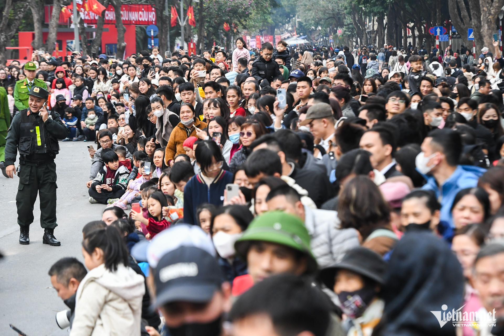 W-cong an   dieu hanh 43.jpg