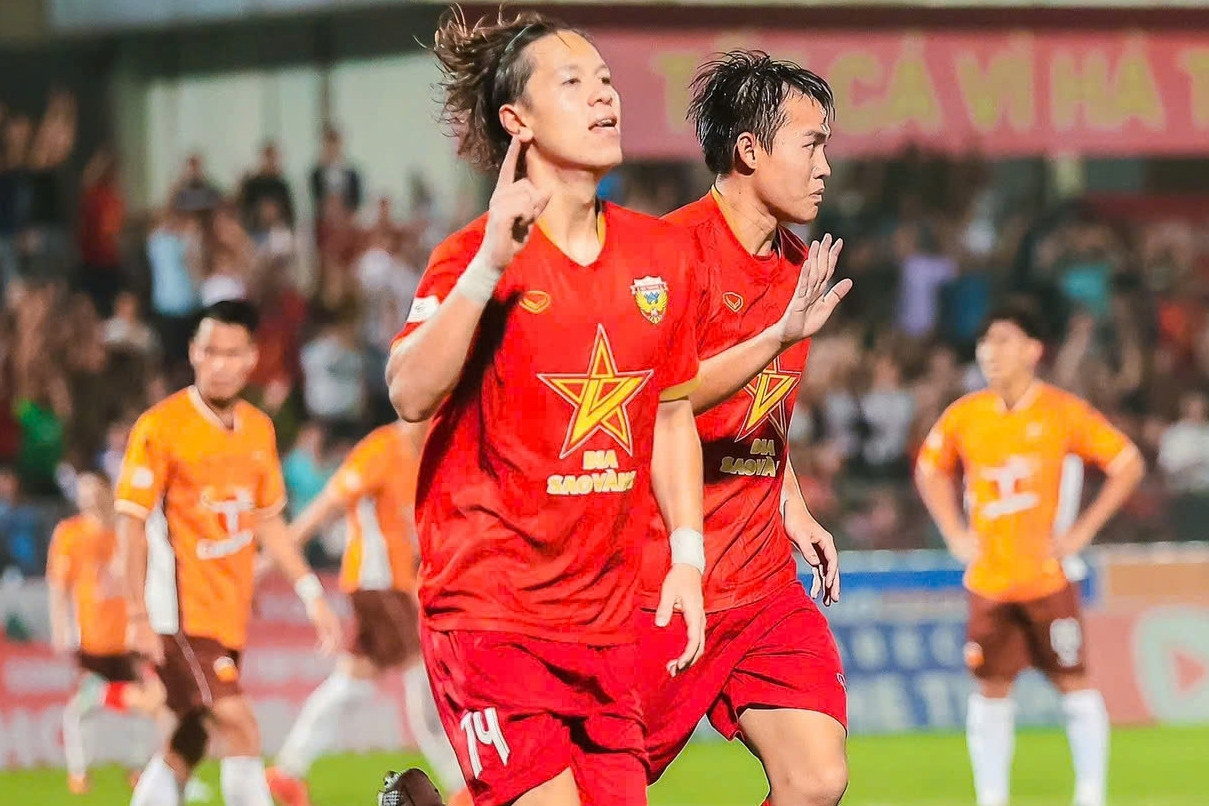 Sao Việt kiều báo tin cực vui với U22 Việt Nam