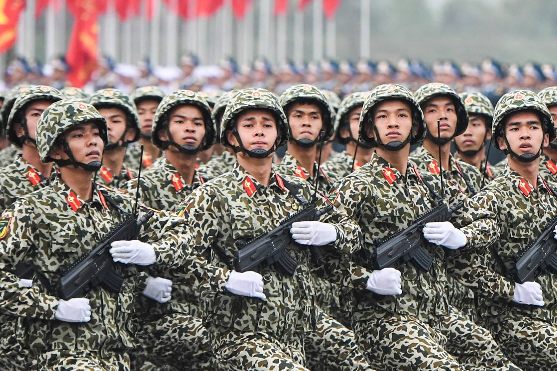 Mời Quân đội Trung Quốc, Lào và Campuchia diễu binh, diễu hành ngày 30/4