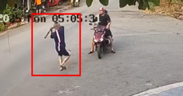 Vụ dùng gậy bóng chày đánh người đi xe máy: Tài xế ô tô khai gì?