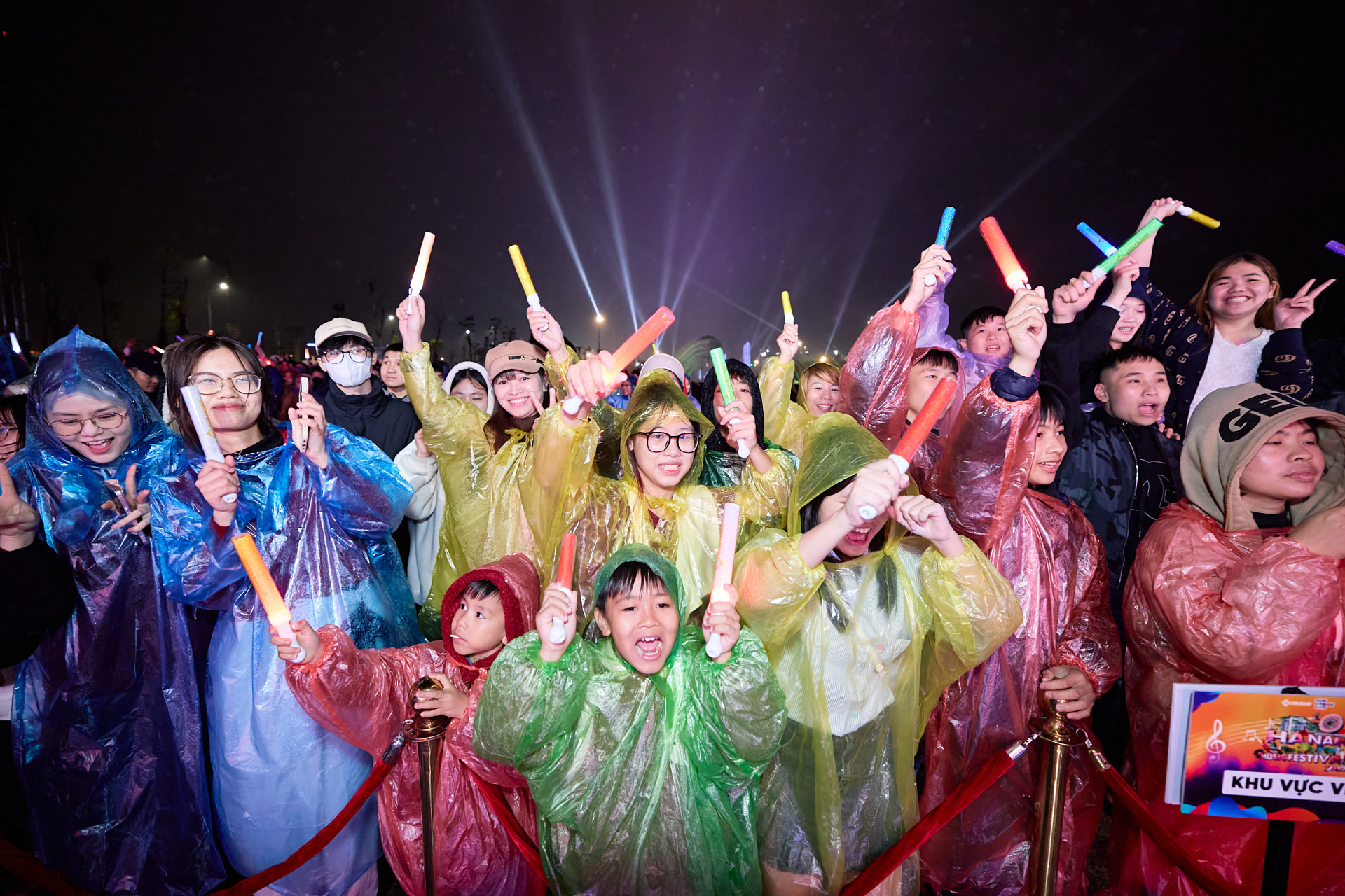 Ảnh 3_ Thanh âm Thời đại.jpg.jpg(1)(1).jpg