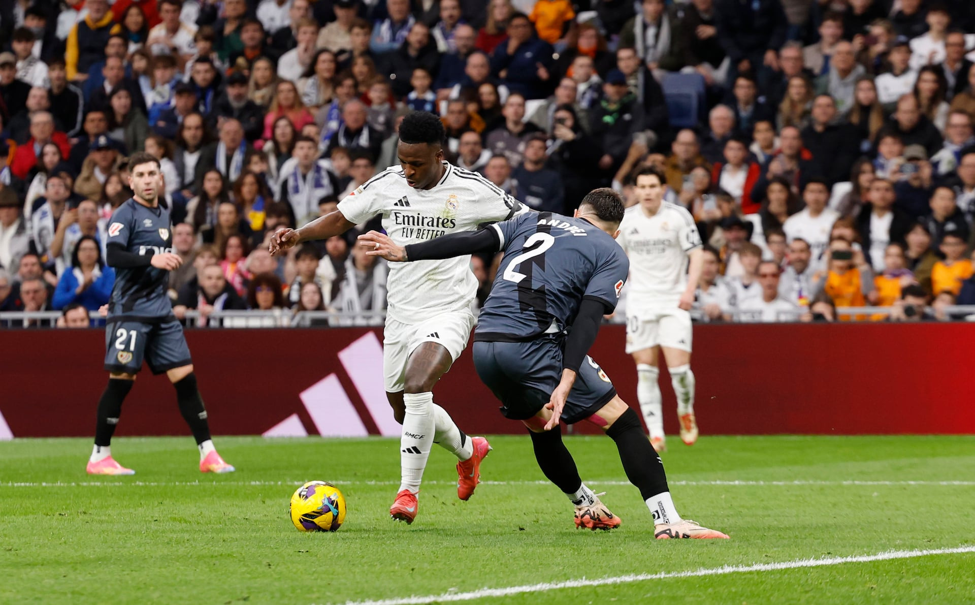 AS. Vinicius Madrid Vallecano.jpg