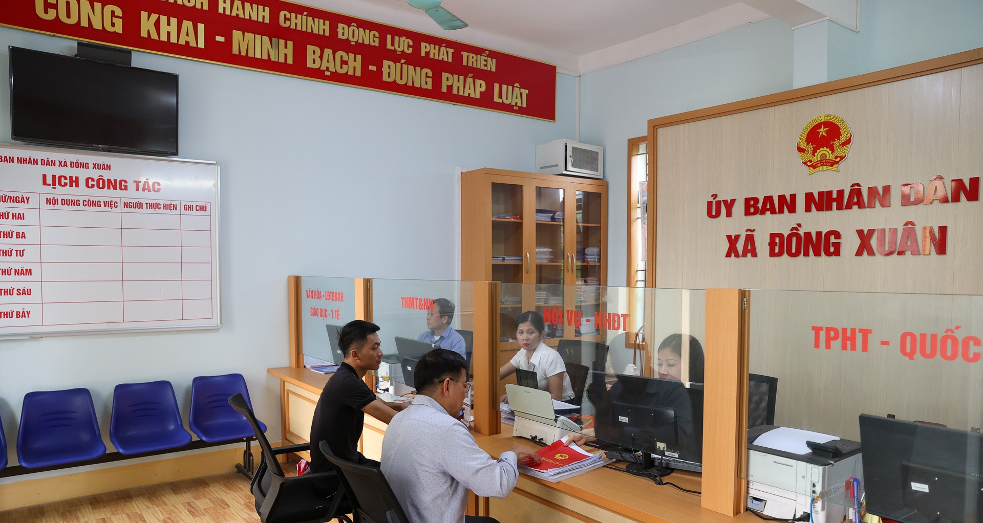 Chính sách mới: Cấp xã không còn thẩm quyền ban hành văn bản quy phạm pháp luật