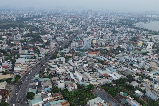 Chủ tịch TPHCM giao nhiệm vụ làm 4 dự án BOT gần 58.000 tỷ đồng