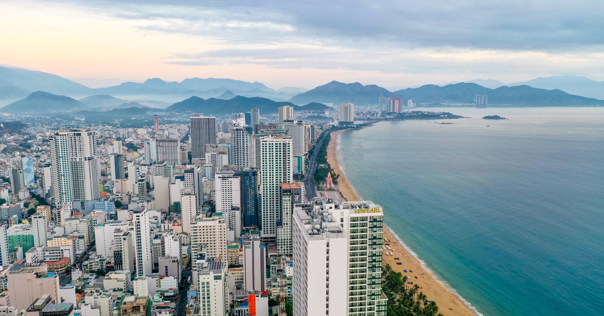 Phường 1 thành phố Đà Lạt, phường 2 thành phố Nha Trang, tại sao không?