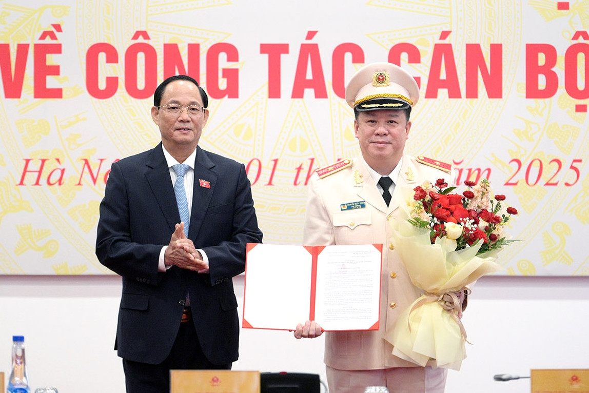 Thiếu tướng Nguyễn Quốc Hùng làm Phó Chủ nhiệm Ủy ban Quốc phòng, An ninh, Đối ngoại
