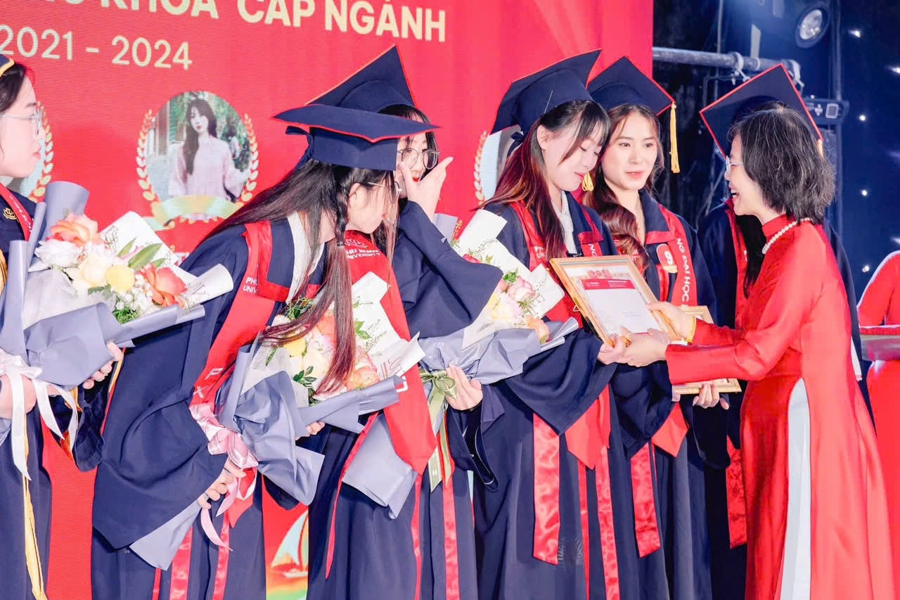 Trường Đại học Phú Xuân - nơi khởi đầu cho hành trình sự nghiệp tương lai