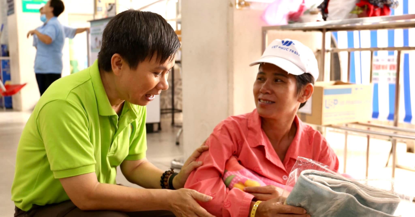 Bệnh viện mua tặng BHYT cho người nghèo chưa có thẻ vào cấp cứu