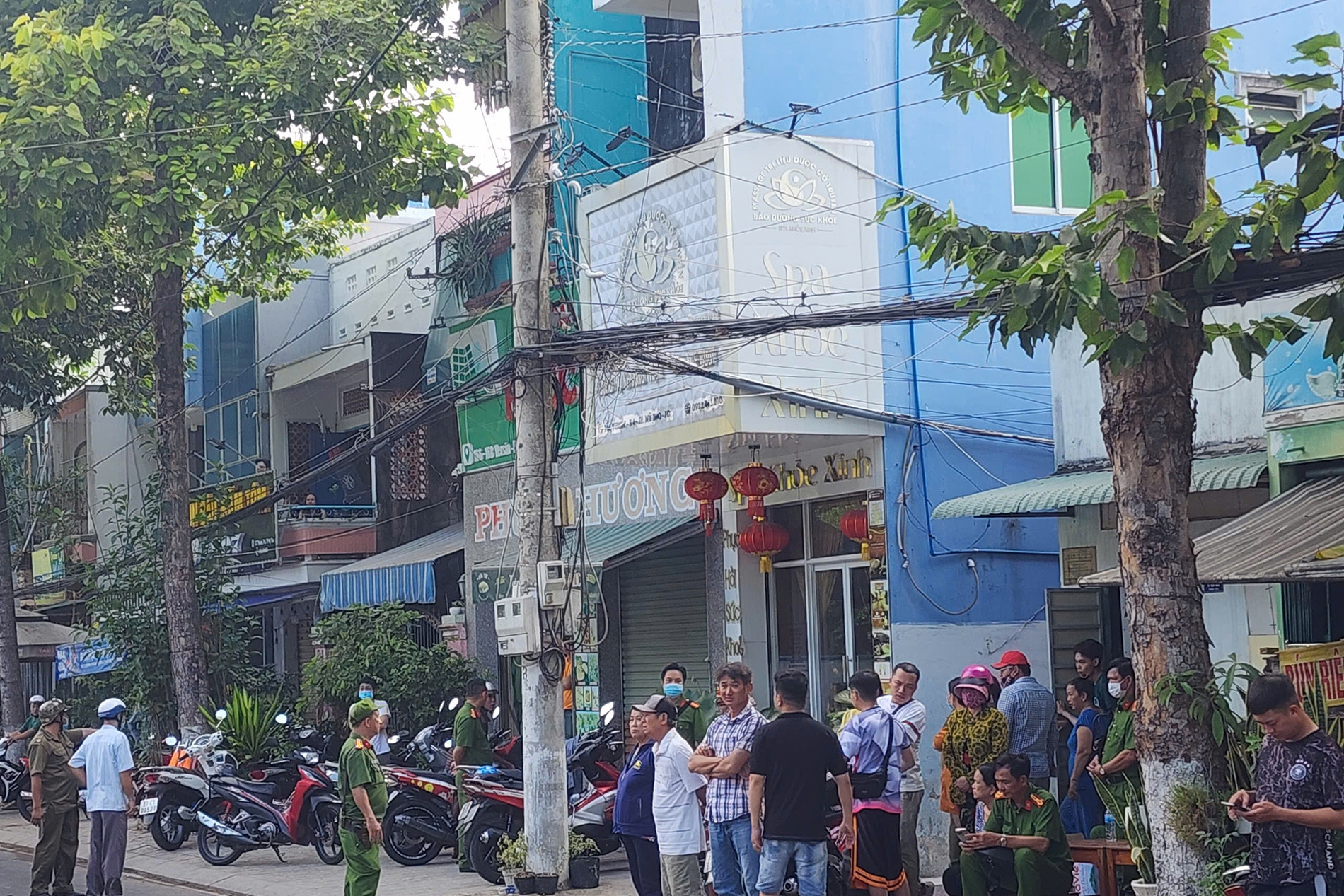 Cháy nhà ngõ hẹp 4 người tử vong, đã tìm thấy 3 thi thể