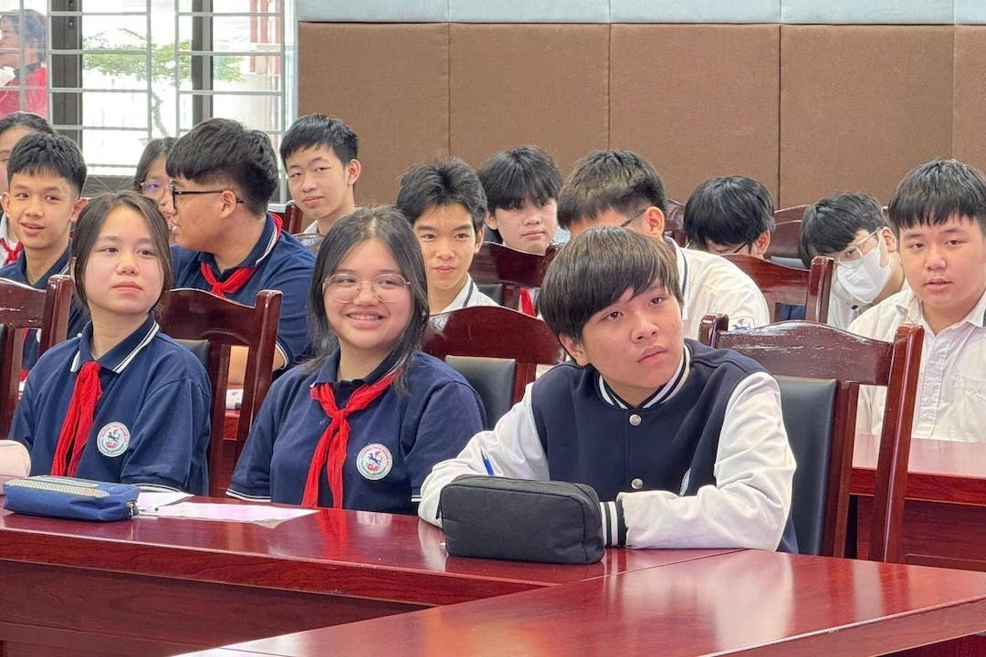 Đề thi thử và đáp án lớp 10 môn Tiếng Anh 2025 quận Ba Đình, Hà Nội