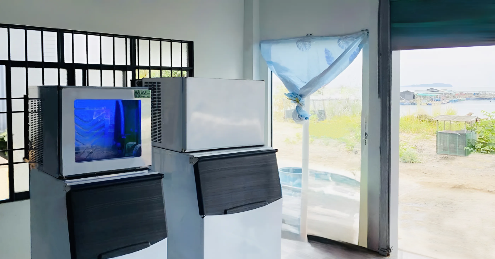 Hải Âu Group ra mắt máy làm đá viên mặt kính xuyên thấu