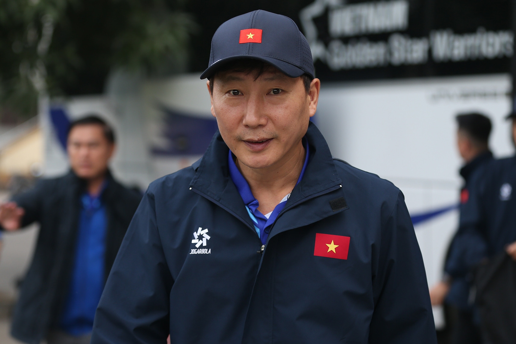 HLV Kim Sang Sik dẫn dắt Các ngôi sao ĐNA đấu MU