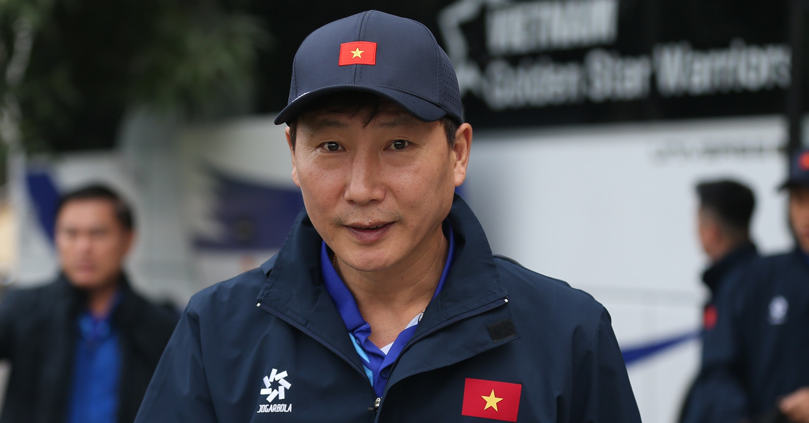 HLV Kim Sang Sik dẫn dắt Các ngôi sao ĐNA đấu MU