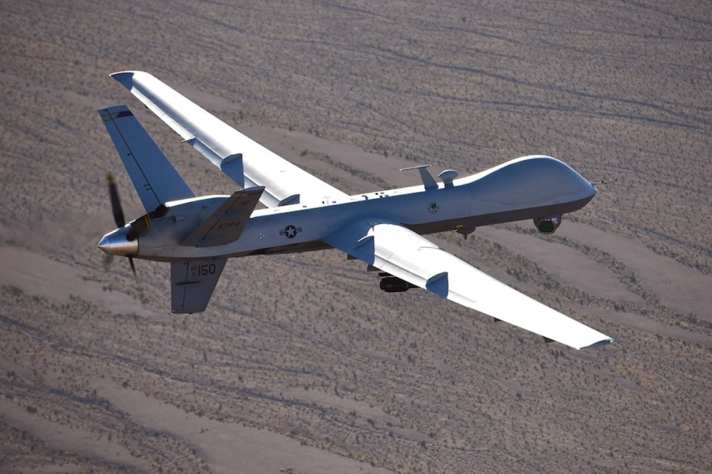 Houthi công bố bằng chứng thiêu rụi UAV quân sự MQ-9 của Mỹ