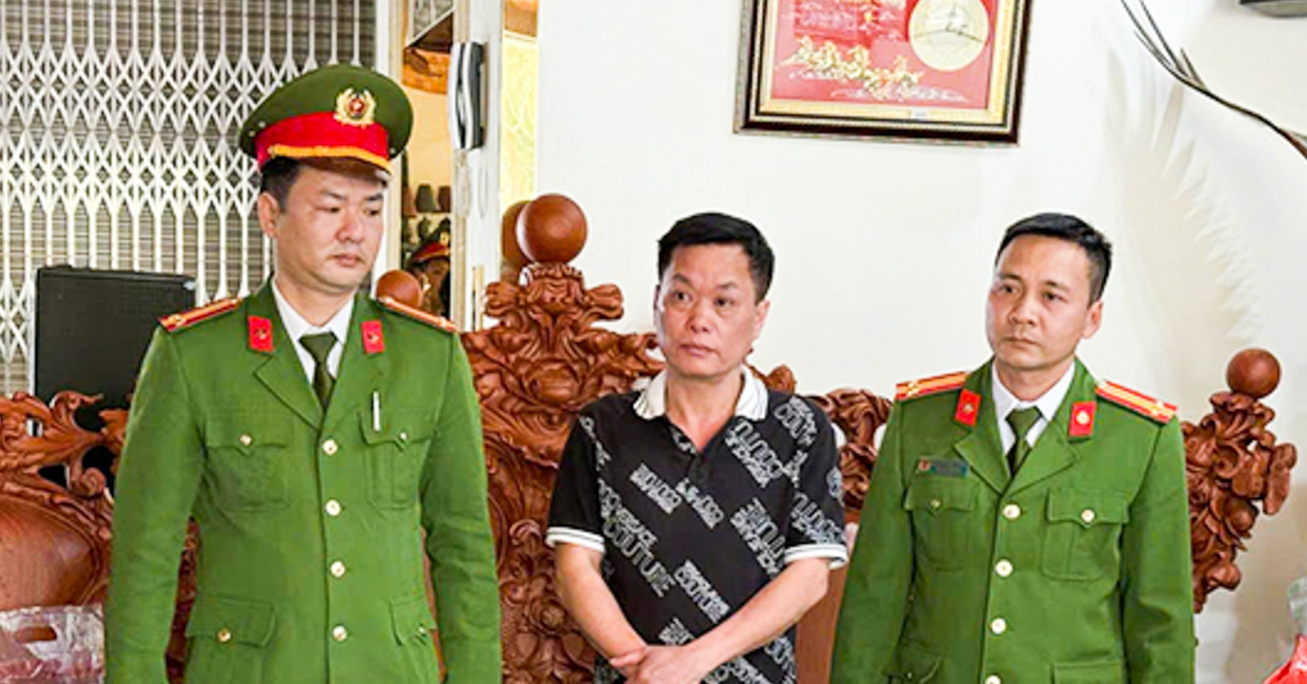 Khởi tố 72 đối tượng trong đường dây đánh bạc nghìn tỷ do 'Tuấn Chợ Gốc’ cầm đầu