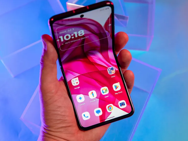 Motorola Razr Plus.png