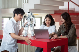 Nguy cơ người dạy, người học giảm khả năng sáng tạo khi lệ thuộc vào AI