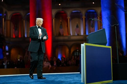 Ông Trump cảnh báo hành động quân sự để ngăn Iran sở hữu vũ khí hạt nhân