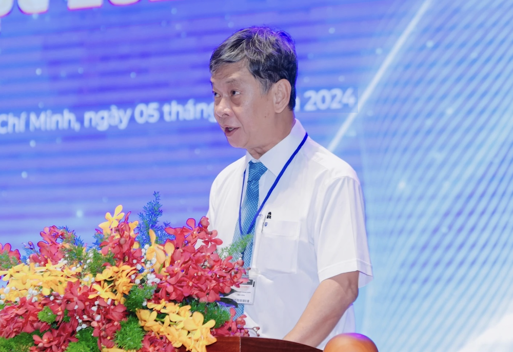 PGS Phạm Hoàng Quân