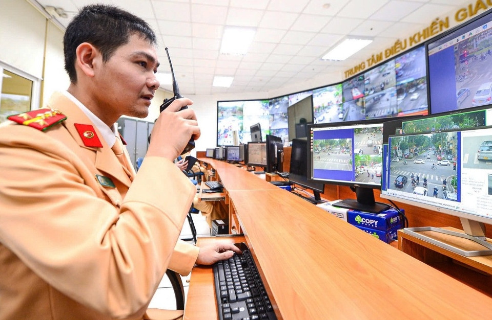 Bản tin trưa 11/4: Hàng trăm thư thắc mắc phạt nguội gửi về Cục CSGT