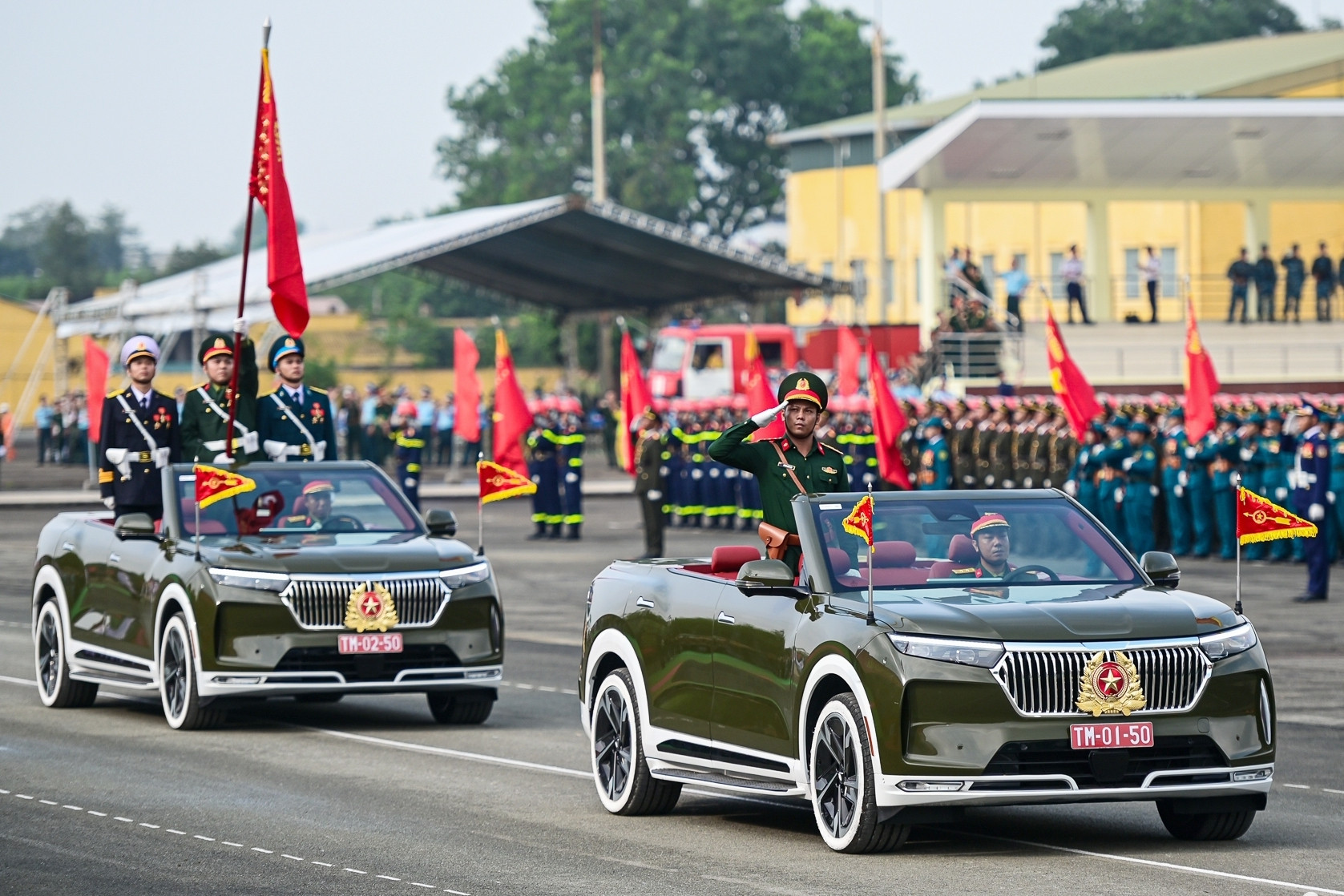 Hàng nghìn người lần đầu tiên tổng hợp luyện diễu binh 30/4 tại sân bay Biên Hòa