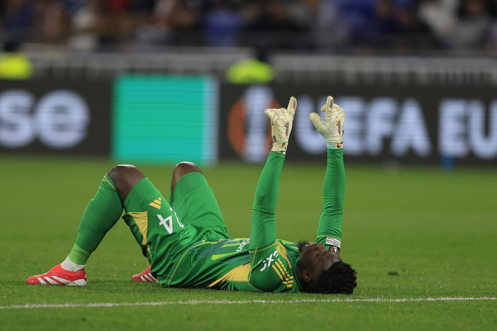 EFE. Onana Lyon MU.jpg