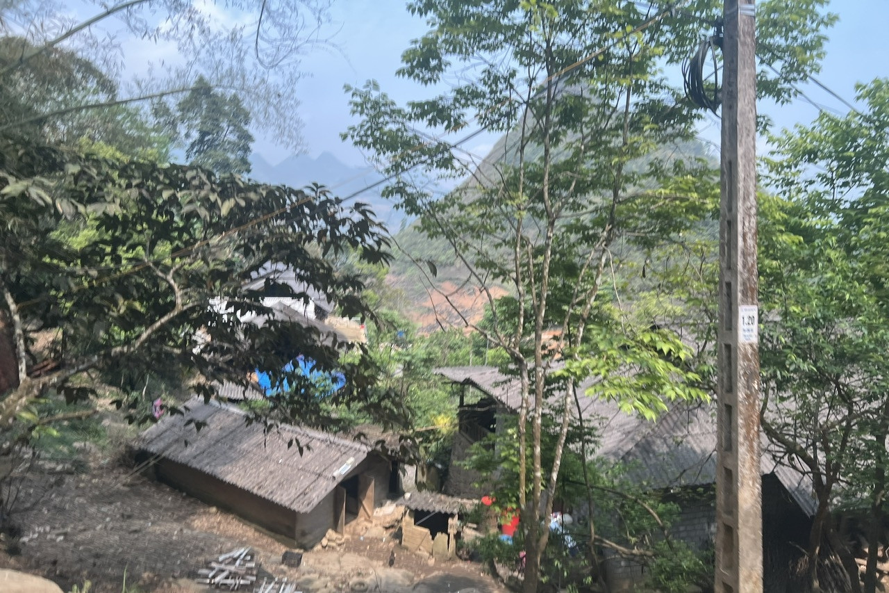 Giảm 70% học phí cho sinh viên dân tộc thiểu số ở xã khu vực 3